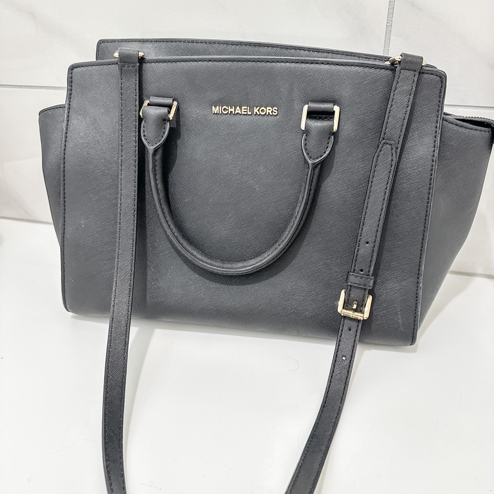 Michael Kors Selma - Large Satchel
